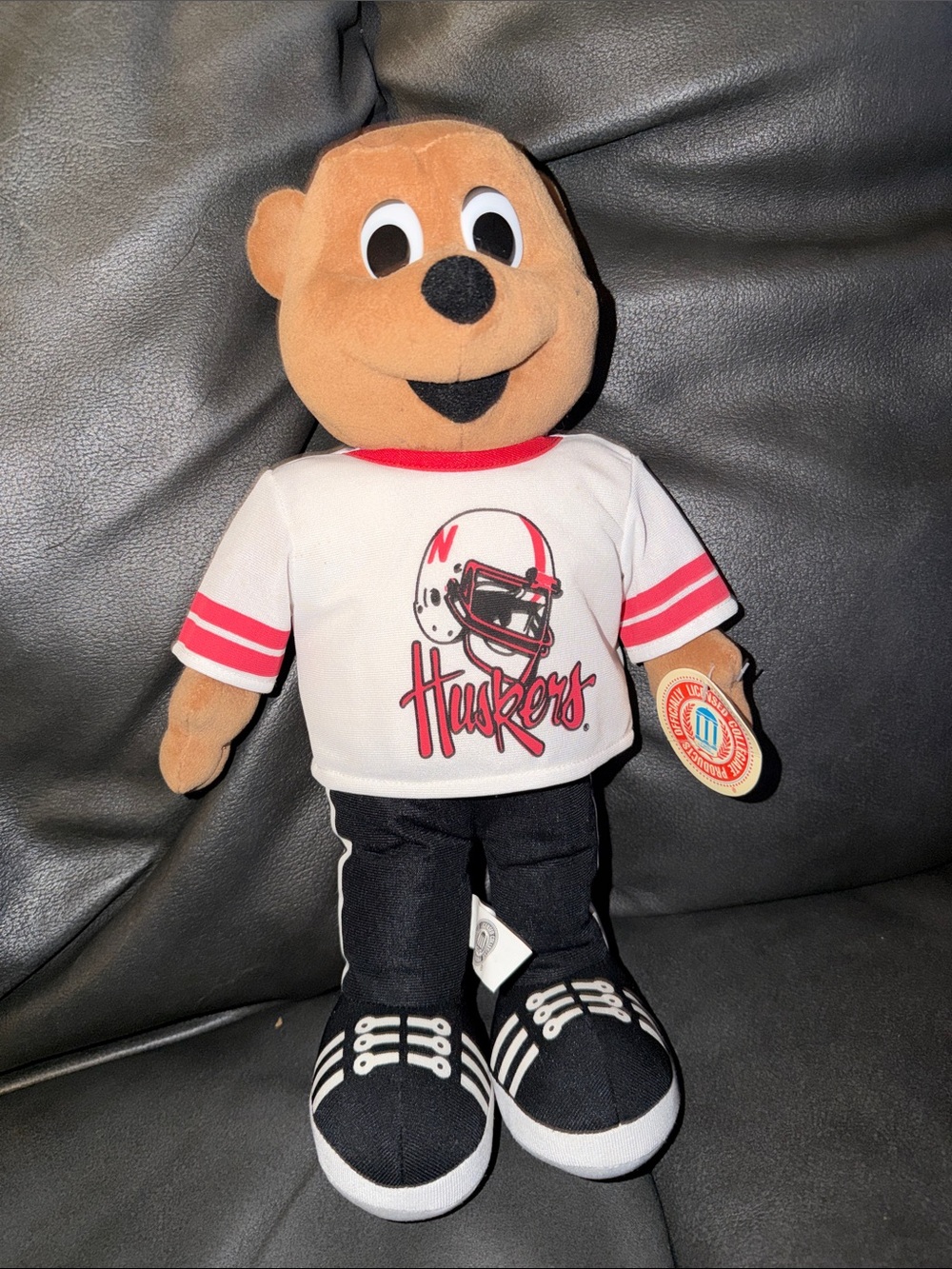NEBRASKA CORNHUSKERS PLUSH VINTAGE COLLECTIBLE BEAR TOY FOOTBALL COLLEGE